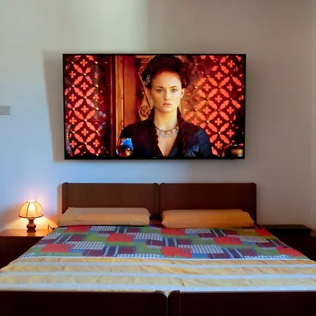 Lägenhet Luce Fantasia E Tv 70p A 2 Minuti Dalla Venedig-Lido