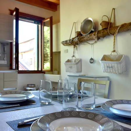 Luce Fantasia E Tv 70p A 2 Minuti Dalla *