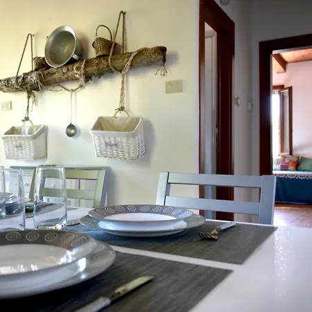 Apartment Luce Fantasia E Tv 70p A 2 Minuti Dalla *