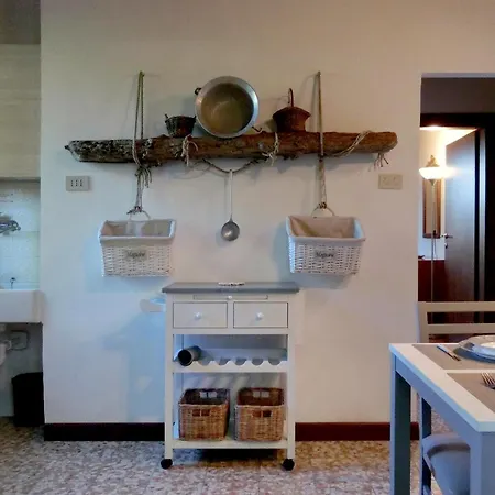 Luce Fantasia E Tv 70p A 2 Minuti Dalla Venezia Lido