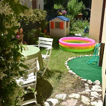 Luce Fantasia E Tv 70p A 2 Minuti Dalla Lido di Venezia
