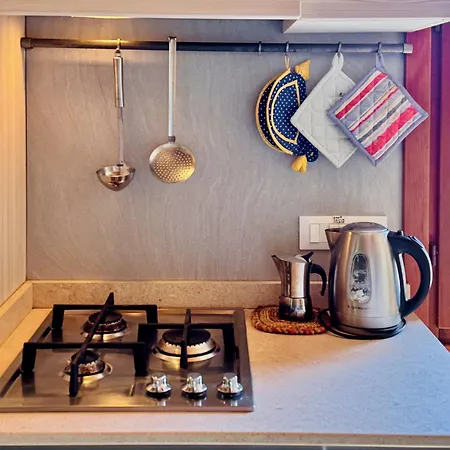 Appartamento Luce Fantasia E Tv 70p A 2 Minuti Dalla Venezia Lido