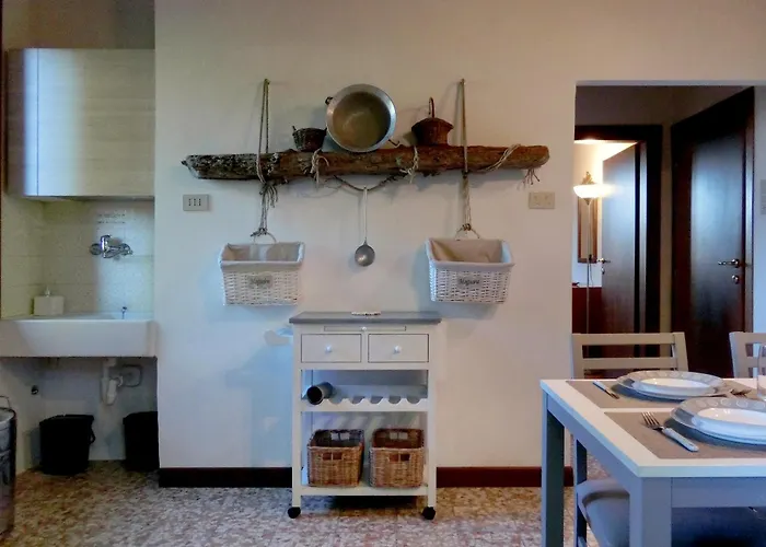 Luce Fantasia E Tv 70p A 2 Minuti Dalla Venedigs Lido