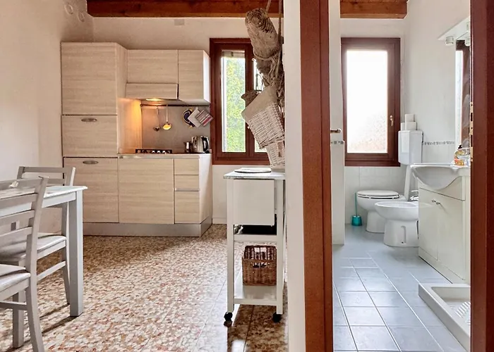 Lejlighed Luce Fantasia E Tv 70p A 2 Minuti Dalla Venedigs Lido